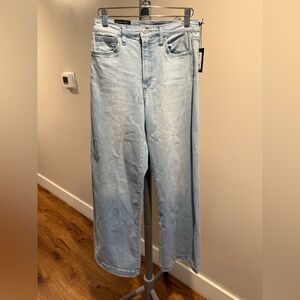 Joe’s - Wide Leg high rise Jean